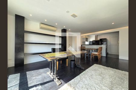 Sala de apartamento para alugar com 2 quartos, 126m² em Vila Nova Conceição, São Paulo