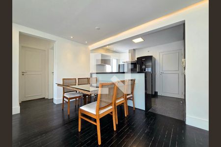 Sala de apartamento para alugar com 2 quartos, 126m² em Vila Nova Conceição, São Paulo