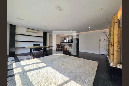 Sala de apartamento para alugar com 2 quartos, 126m² em Vila Nova Conceição, São Paulo