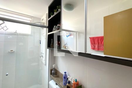 Banheiro da Suíte de apartamento à venda com 3 quartos, 90m² em Lagoinha, Belo Horizonte