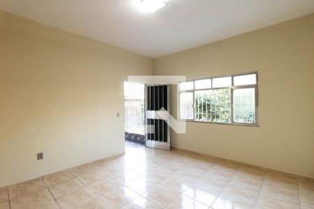 Sala de casa para alugar com 2 quartos, 146m² em Trindade, São Gonçalo