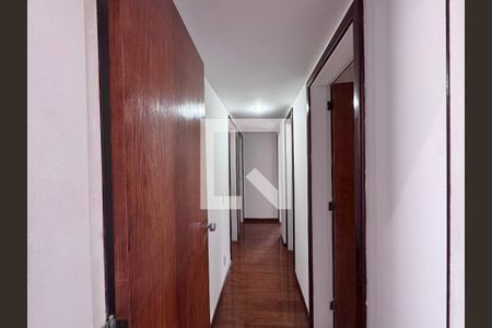 Corredor de apartamento para alugar com 3 quartos, 205m² em Recreio dos Bandeirantes, Rio de Janeiro