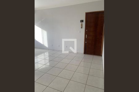 Sala de apartamento para alugar com 3 quartos, 96m² em Jardim América, Goiânia