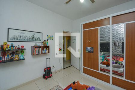 Quarto 2 de casa à venda com 4 quartos, 300m² em Cidade Dutra, São Paulo