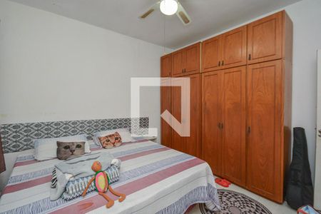 Quarto 1 de casa à venda com 4 quartos, 300m² em Cidade Dutra, São Paulo
