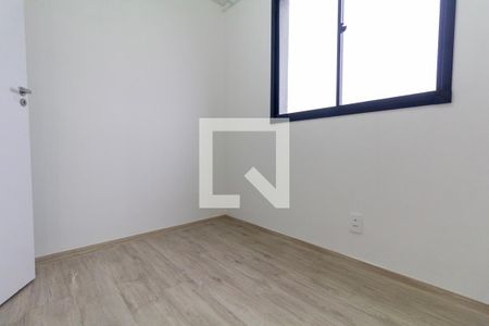 Quarto 1 de apartamento para alugar com 2 quartos, 40m² em Vila Campanela, São Paulo
