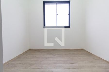 Quarto 2 de apartamento para alugar com 2 quartos, 40m² em Vila Campanela, São Paulo
