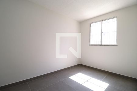 Quarto 1 de apartamento para alugar com 2 quartos, 44m² em Mansour, Uberlândia