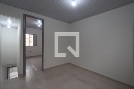 Quarto 2 de casa para alugar com 2 quartos, 45m² em Jardim Vila Formosa, São Paulo