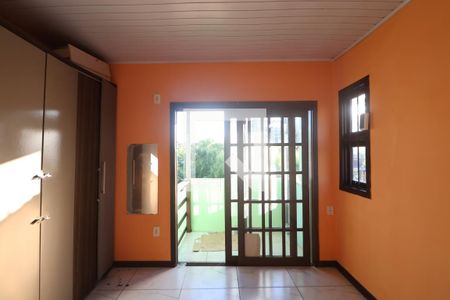 Quarto 2 de apartamento para alugar com 2 quartos, 45m² em Guajuviras, Canoas