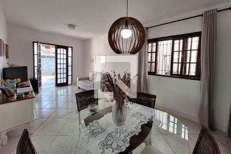 Sala de casa à venda com 2 quartos, 97m² em Itaipu, Niterói