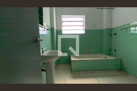 Banheiro de kitnet/studio à venda com 1 quarto, 32m² em Centro Histórico de São Paulo, São Paulo