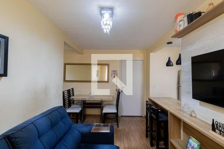 Sala/Cozinha/Área de Serviço  de apartamento à venda com 2 quartos, 47m² em Vila Raquel, São Paulo