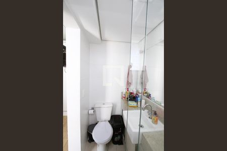 Banheiro da Suíte de apartamento para alugar com 3 quartos, 78m² em Coração Eucarístico, Belo Horizonte