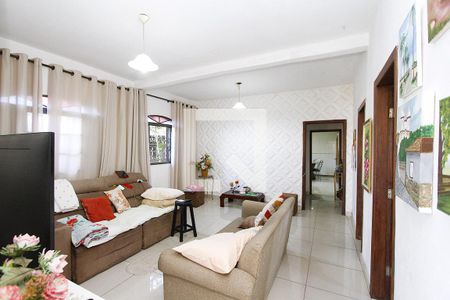 Casa à venda com 4 quartos, 300m² em Vila Ermelinda, Belo Horizonte