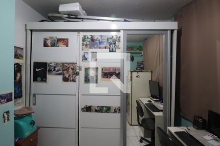 Quarto 2 de apartamento à venda com 2 quartos, 50m² em Guajuviras, Canoas