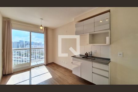 Sala/Cozinha/área de serviço  de apartamento para alugar com 1 quarto, 27m² em Barra Funda, São Paulo