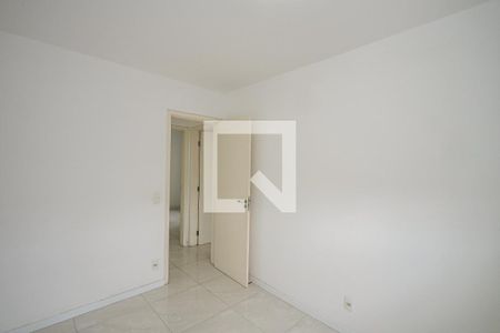 Quarto 1 de apartamento para alugar com 3 quartos, 73m² em Parque Taboao, Taboão da Serra