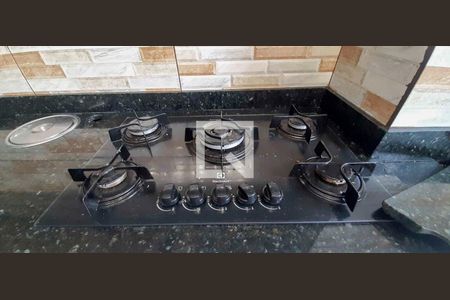 Cozinha de apartamento para alugar com 3 quartos, 50m² em Metalúrgicos, Osasco