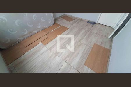 Apartamento para alugar com 3 quartos, 50m² em Metalúrgicos, Osasco