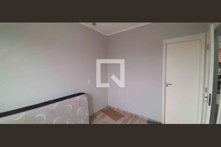 Apartamento para alugar com 3 quartos, 50m² em Metalúrgicos, Osasco