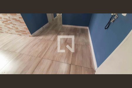 Apartamento para alugar com 3 quartos, 50m² em Metalúrgicos, Osasco
