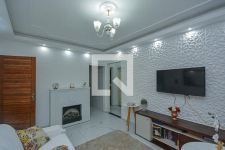 Casa à venda com 3 quartos, 250m² em Jardim das Imbuias, São Paulo