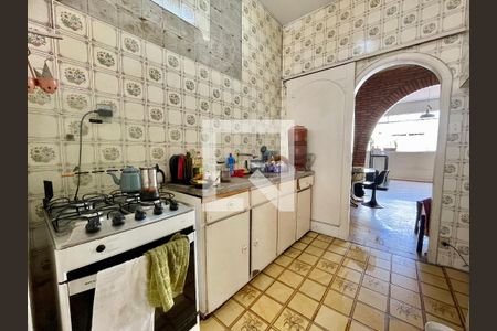 Apartamento à venda com 3 quartos, 99m² em Santo Antônio, Belo Horizonte