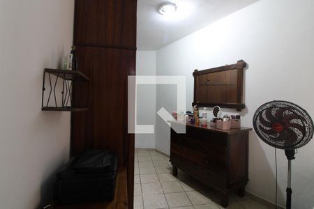 Quarto 2 de casa à venda com 2 quartos, 150m² em Vila Granada, São Paulo