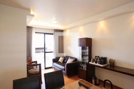 Sala de apartamento à venda com 3 quartos, 80m² em Sagrada Família, Belo Horizonte