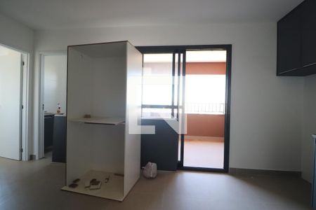 Sala/Cozinha de apartamento para alugar com 1 quarto, 44m² em Granja Marileusa, Uberlândia
