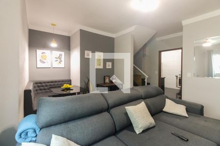 Sala  de casa de condomínio à venda com 3 quartos, 120m² em Vila Esperança, São Paulo