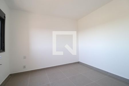 Quarto de apartamento para alugar com 1 quarto, 44m² em Granja Marileusa, Uberlândia