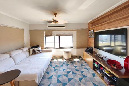 Sala de TV de apartamento à venda com 4 quartos, 270m² em Cambuí, Campinas