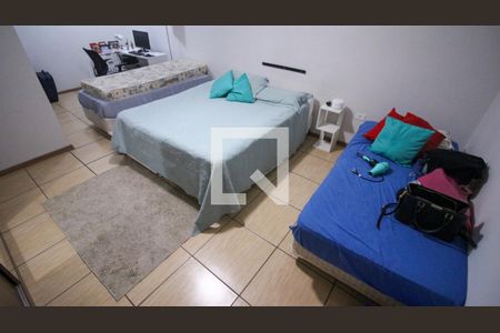 Casa à venda com 3 quartos, 250m² em Vila Rica, São Paulo