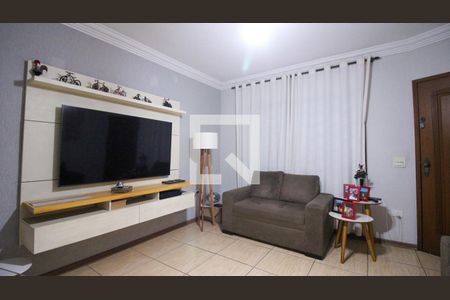 Casa à venda com 3 quartos, 250m² em Vila Rica, São Paulo