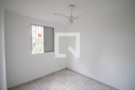 QUARTO 1 de apartamento para alugar com 2 quartos, 45m² em Jardim do Tiro, São Paulo