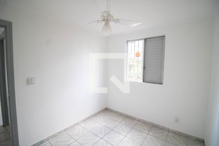 QUARTO 1 de apartamento para alugar com 2 quartos, 45m² em Jardim do Tiro, São Paulo
