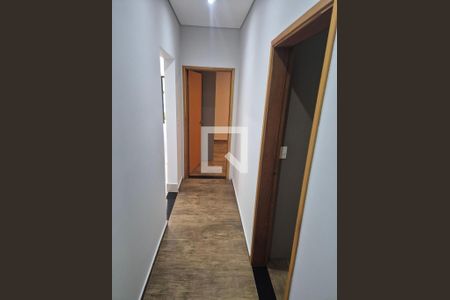 Casa de Condomínio para alugar com 3 quartos, 212m² em Swiss Park, Campinas