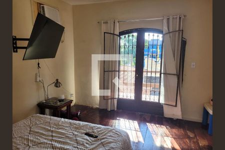 Quarto de casa de condomínio para alugar com 4 quartos, 600m² em Pechincha, Rio de Janeiro