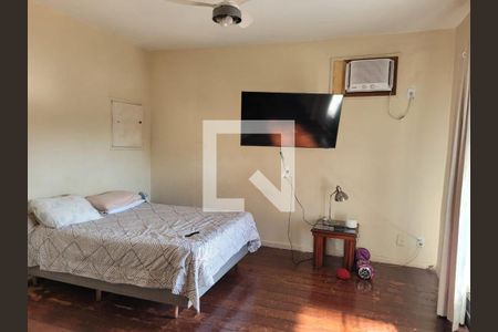 Quarto de casa de condomínio para alugar com 4 quartos, 600m² em Pechincha, Rio de Janeiro