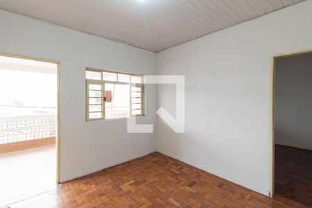 Sala de casa para alugar com 3 quartos, 100m² em Vila Sul Americana, Carapicuíba