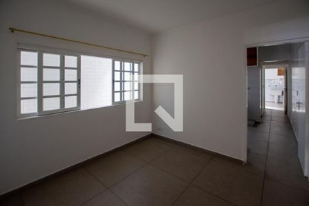 SALA de casa para alugar com 1 quarto, 180m² em Jardim Rizzo, São Paulo
