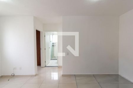 Sala de apartamento para alugar com 2 quartos, 44m² em Usina Piratininga, São Paulo