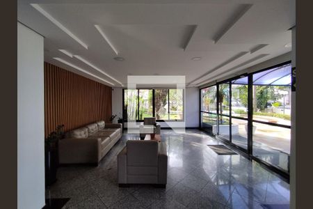 Hall de entrada de apartamento à venda com 3 quartos, 74m² em Vila Moinho Velho, São Paulo