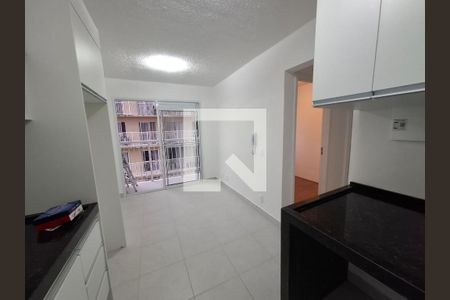 Sala/Cozinha de apartamento para alugar com 2 quartos, 35m² em Socorro, São Paulo