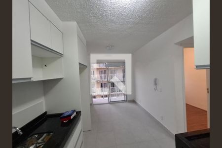 Sala/Cozinha de apartamento para alugar com 2 quartos, 35m² em Socorro, São Paulo
