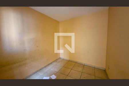 Quarto  de casa para alugar com 2 quartos, 45m² em Jardim Morais Prado, São Paulo