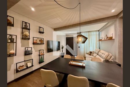 Sala  de casa para alugar com 2 quartos, 125m² em Vila Sao Francisco (zona Sul), São Paulo