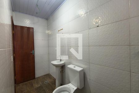 Banheiro  de apartamento para alugar com 2 quartos, 50m² em Boqueirão, Praia Grande